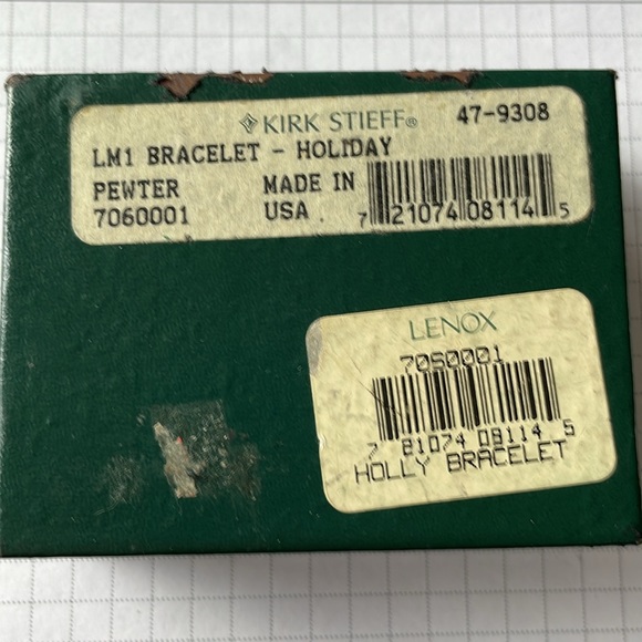 Vintage Kirk Stieff Winter Holly Pewter Cuff Bracelet. - Picture 10 of 10